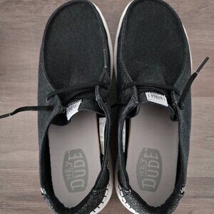 Hey Dude Women's Wendy Chambray Lace-Up Loafer, blk, glitter heel detail, sz 10